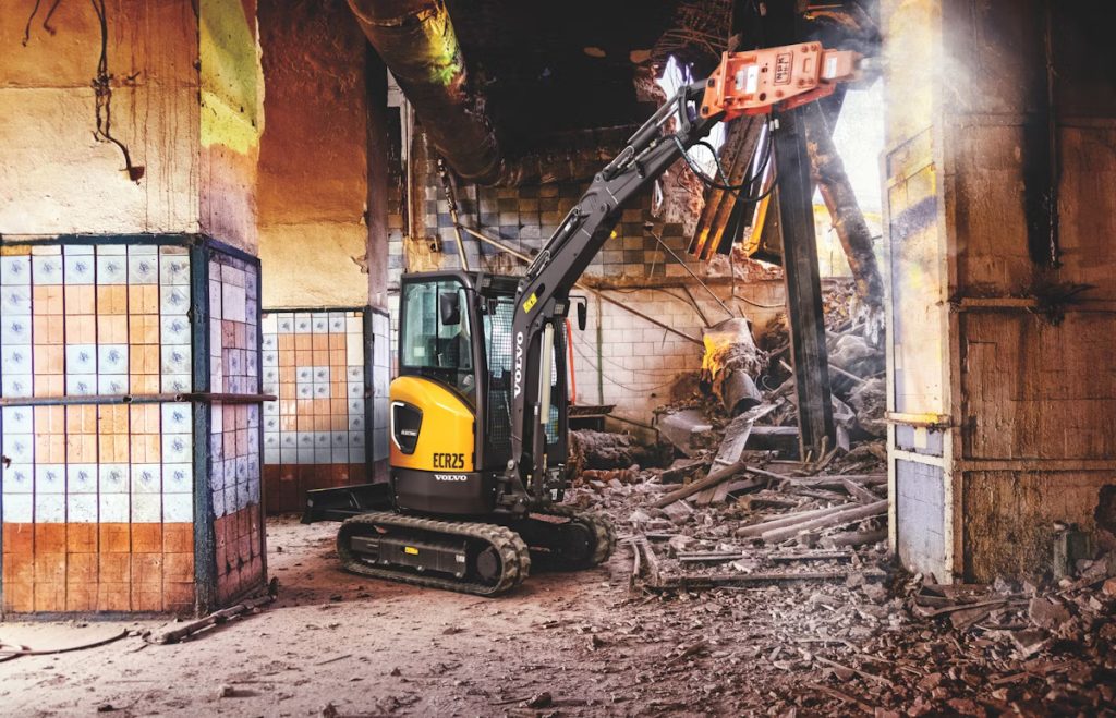 ECR25 Electric Indoor Demolition 1.64c986feca67f